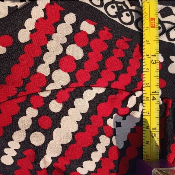 Speechless Polka Dots Multicolored Shortsleeves V- - Picture 2 of 6